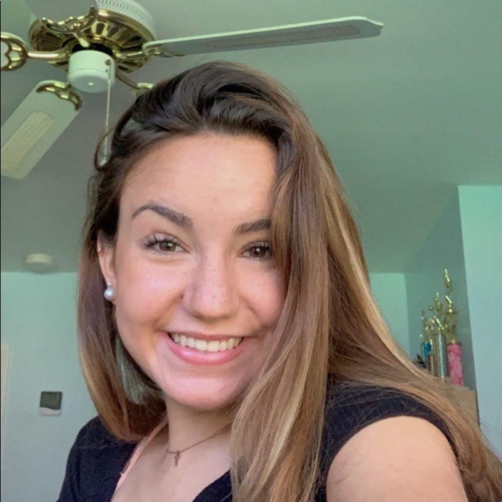 Meet your Posher, Julia
